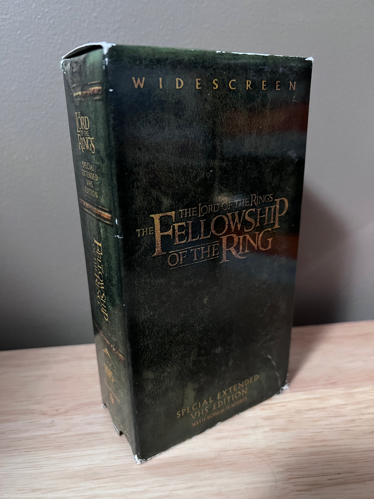 The Lord of the Rings: The Fellowship of the Ring — Special Extended VHS Edition (Widescreen) - front