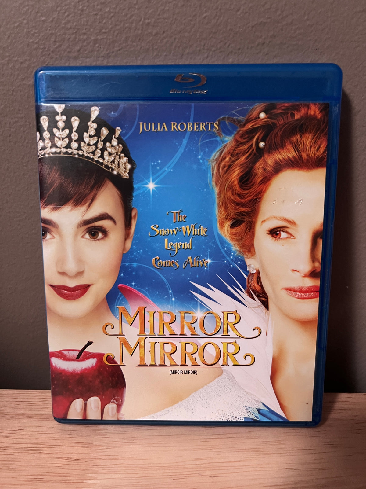 Mirror Mirror (2012) - front